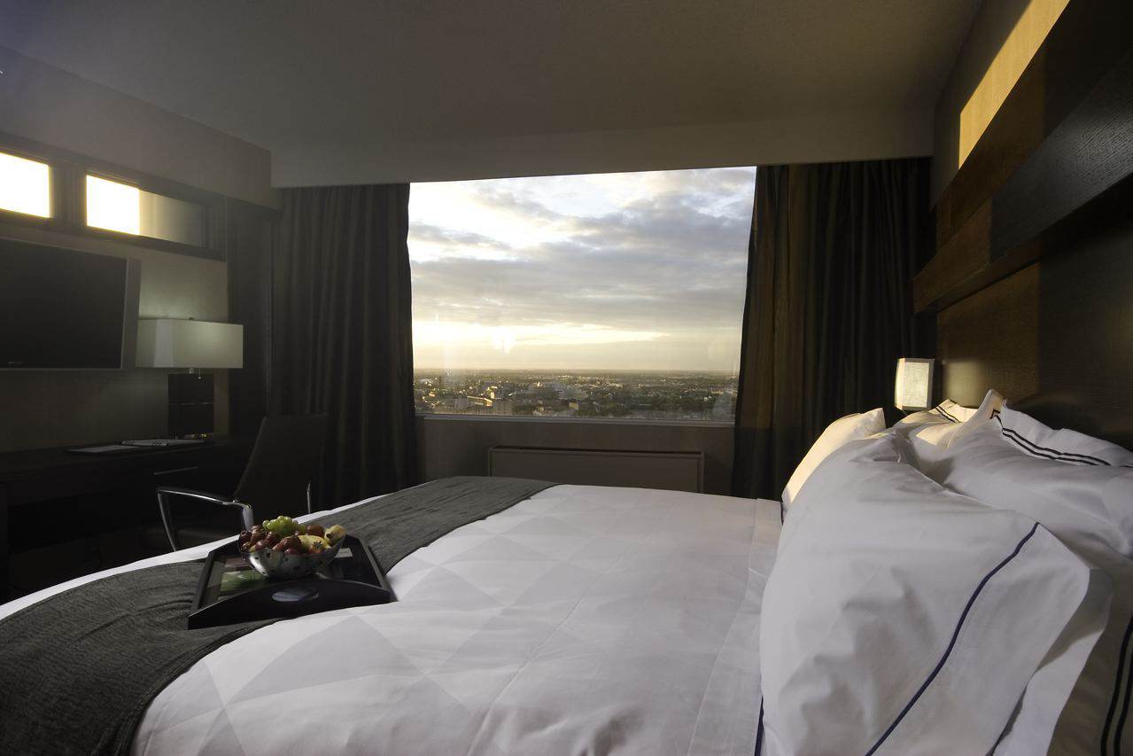 Hotel Radisson Downtown 4*