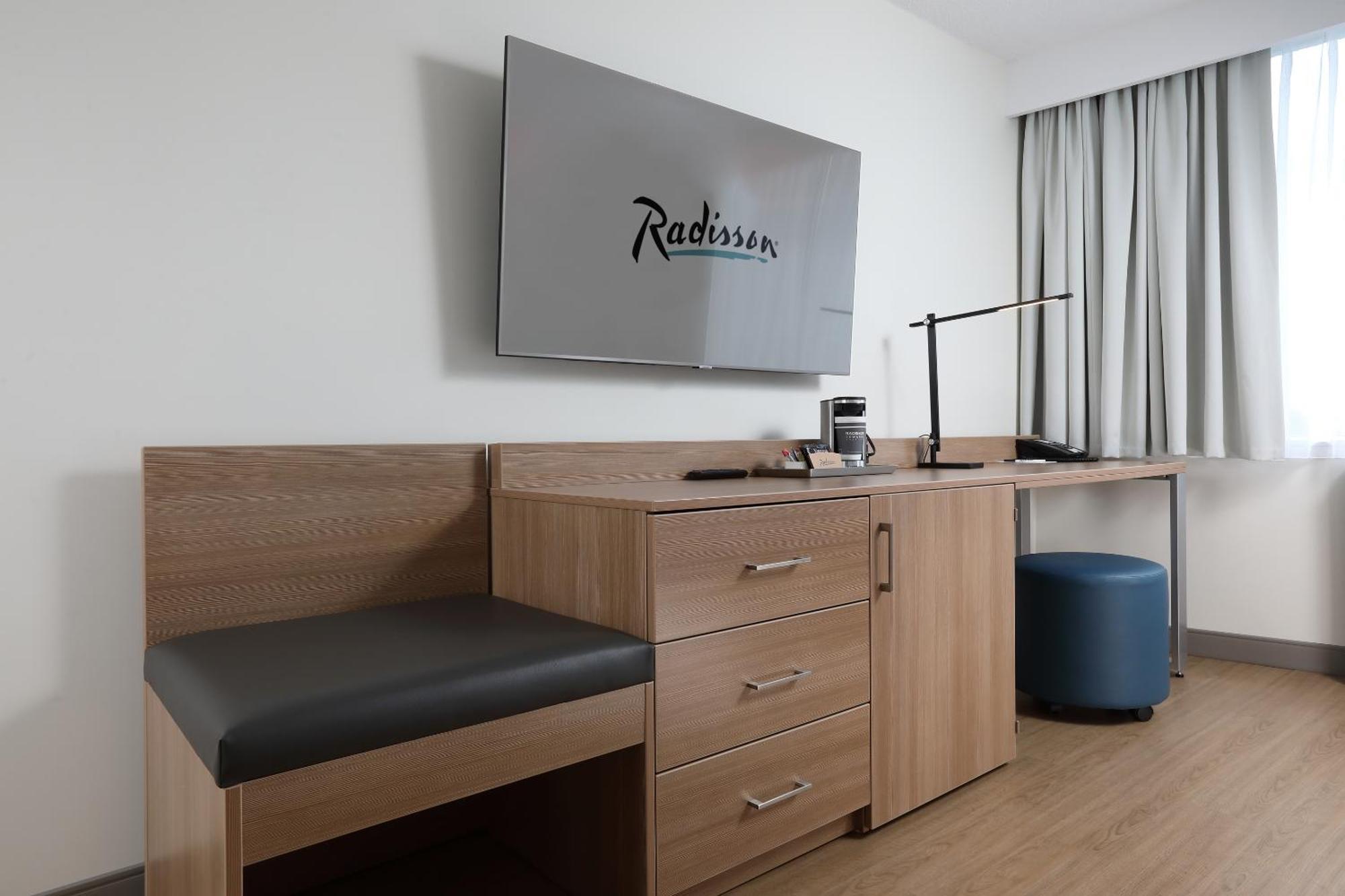 Radisson Downtown Hotel Winnipeg