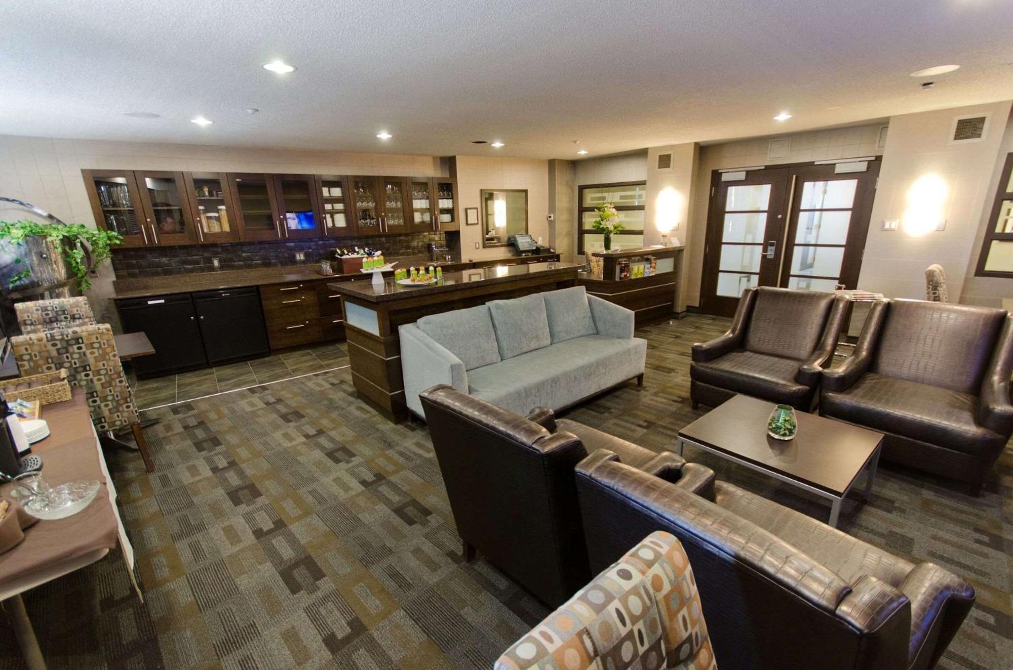 Radisson Downtown 4*